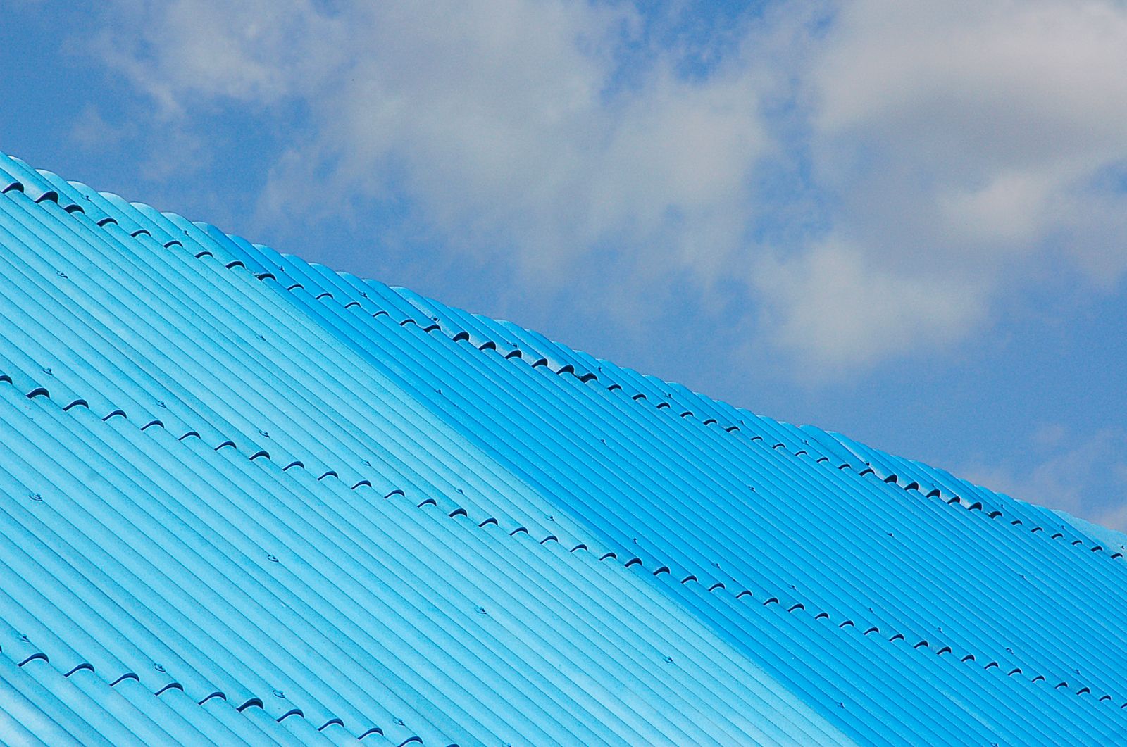 Ashann Aluminium & Asphalt Roofing Company Ltd - Aluminium, Asphalt & Roofing Construction
